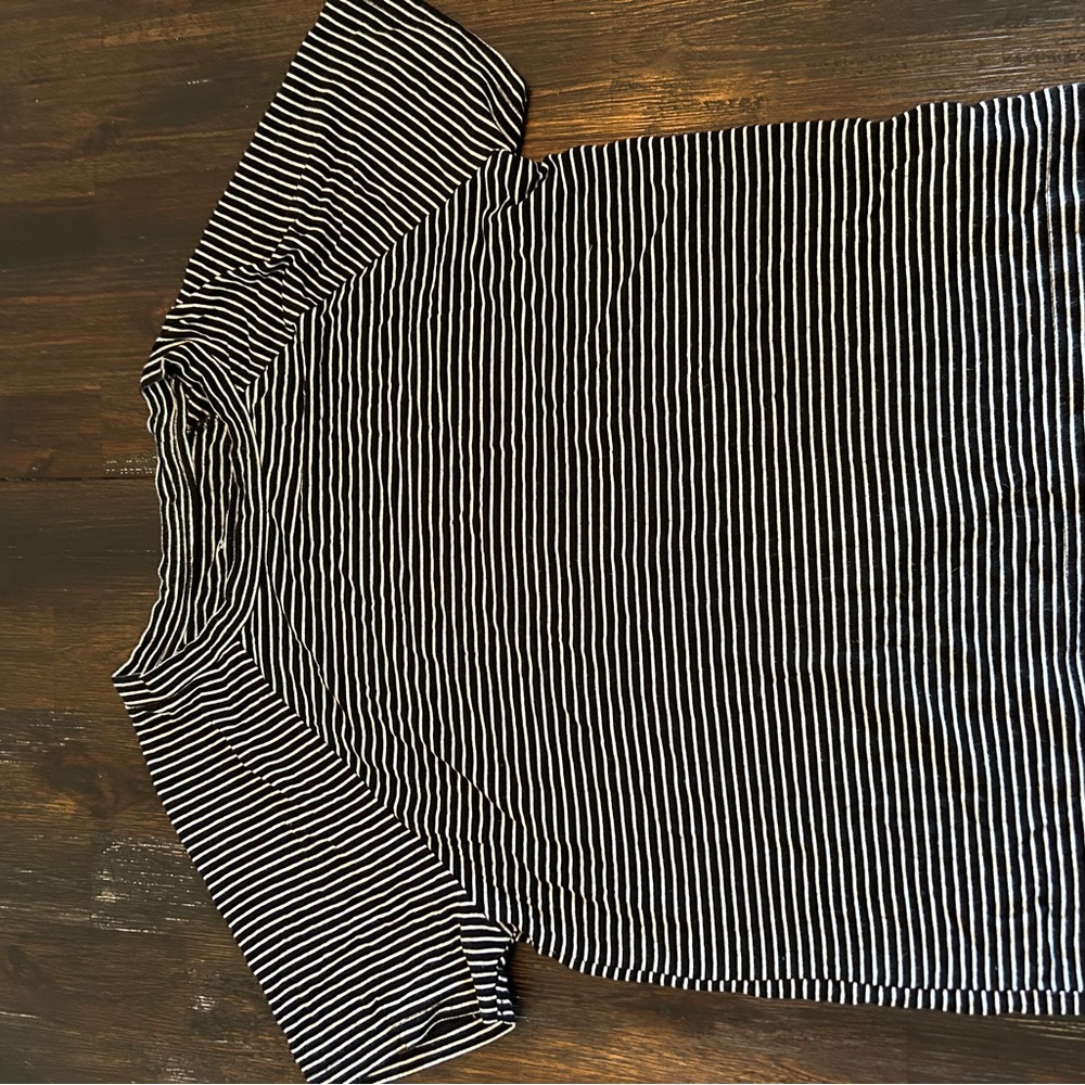 American Eagle Outfitters Black and White Striped Crop Top